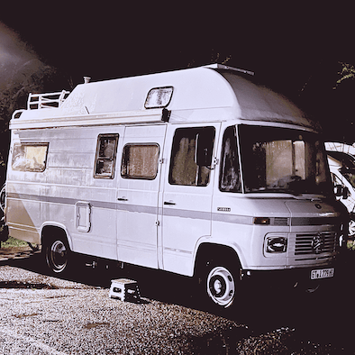 camping beamer 100 Zoll Beamer Leinwand 16:9 Full HD 4K  Tragbare Projektionswand mi